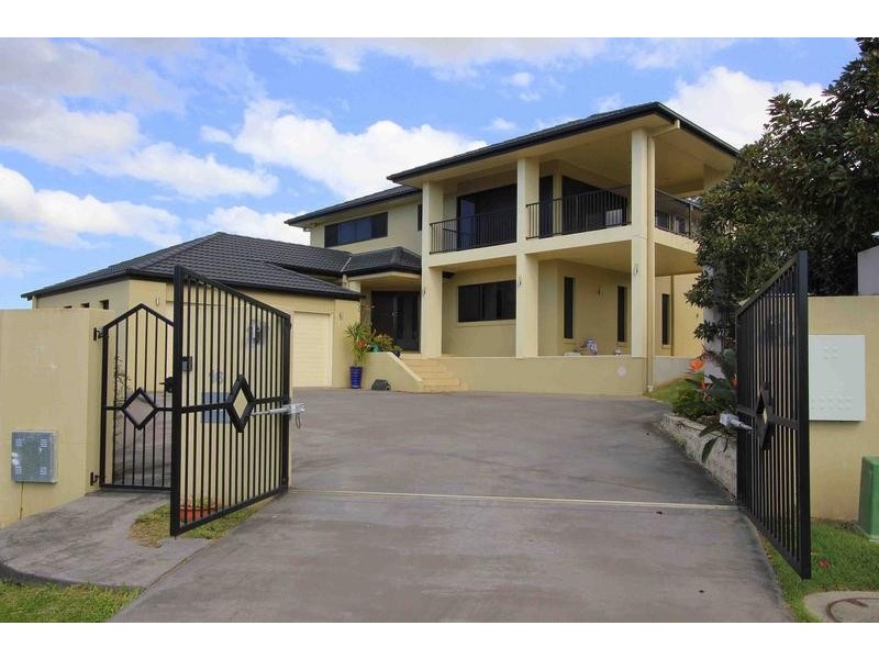 16 Cerbaia Street, Bridgeman Downs QLD 4035