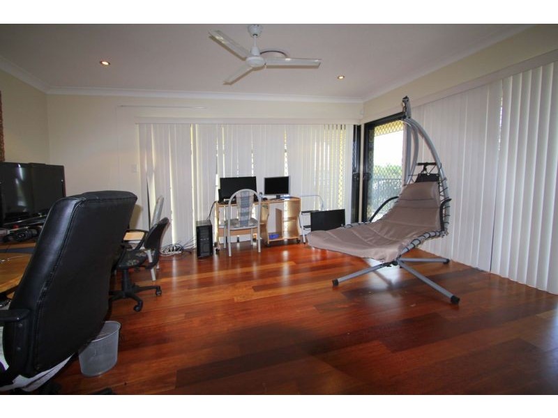 16 Cerbaia Street, Bridgeman Downs QLD 4035