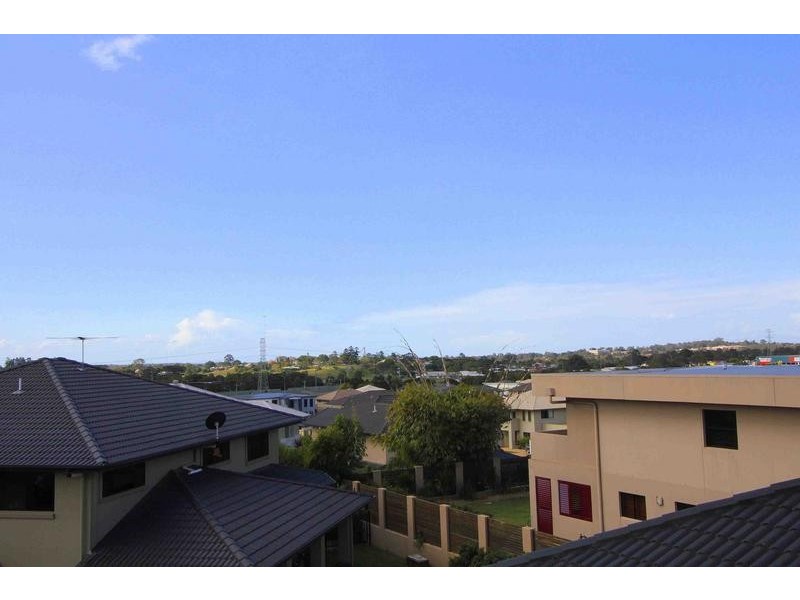 16 Cerbaia Street, Bridgeman Downs QLD 4035