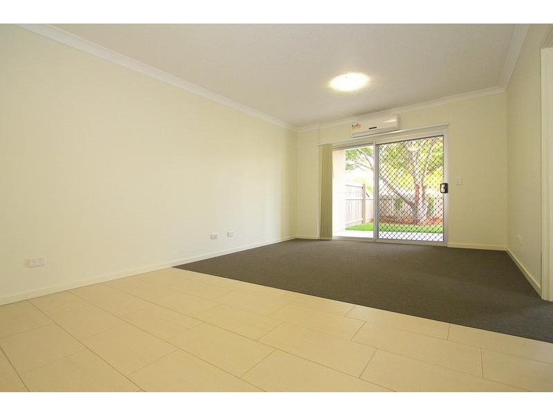 71 Charlie Street, Zillmere QLD 4034