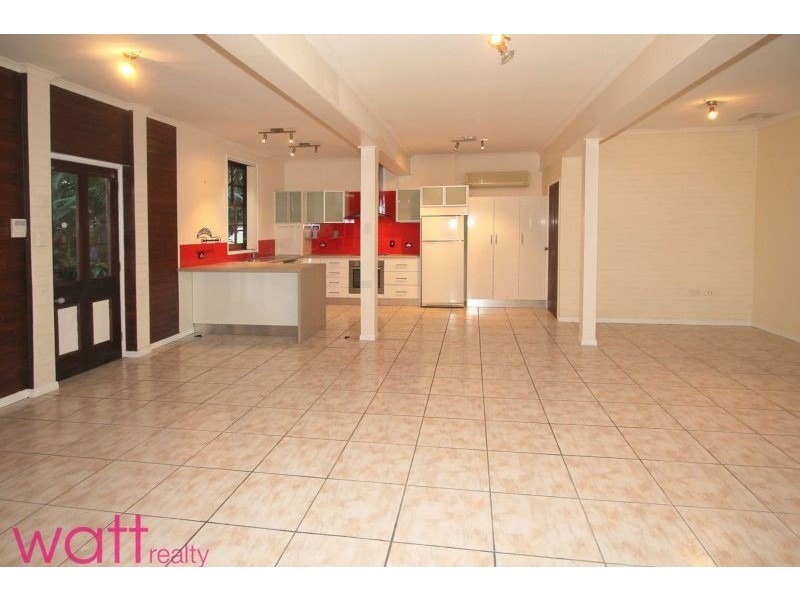 34 Hilda Street, Hamilton QLD 4007