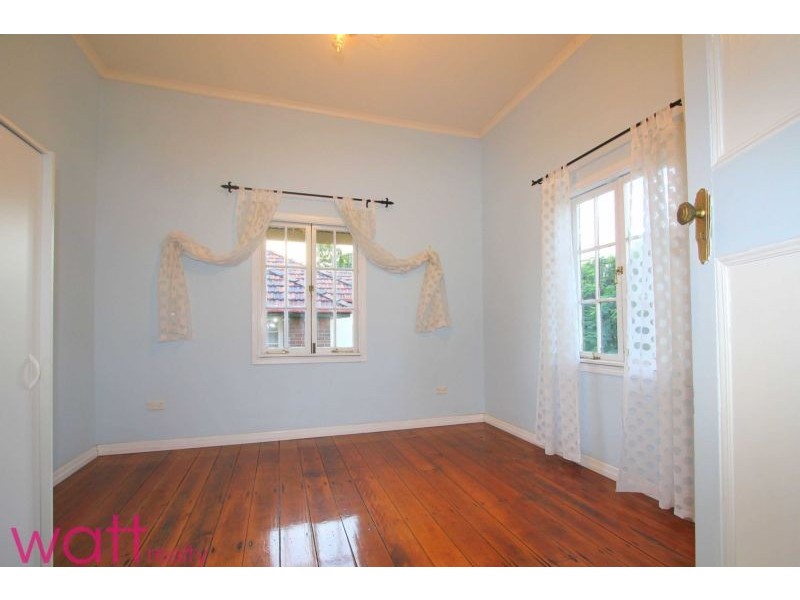 34 Hilda Street, Hamilton QLD 4007