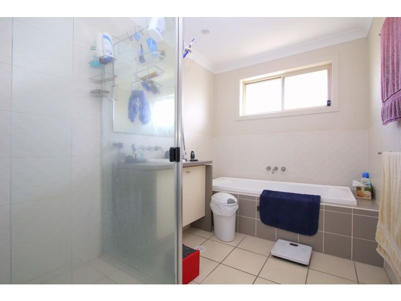 9 Somerset Drive, Carseldine QLD 4034