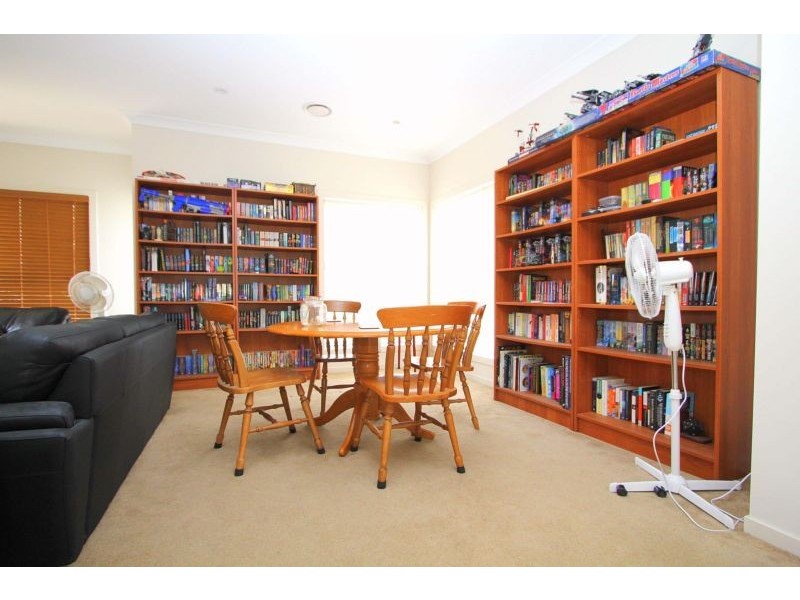 9 Somerset Drive, Carseldine QLD 4034