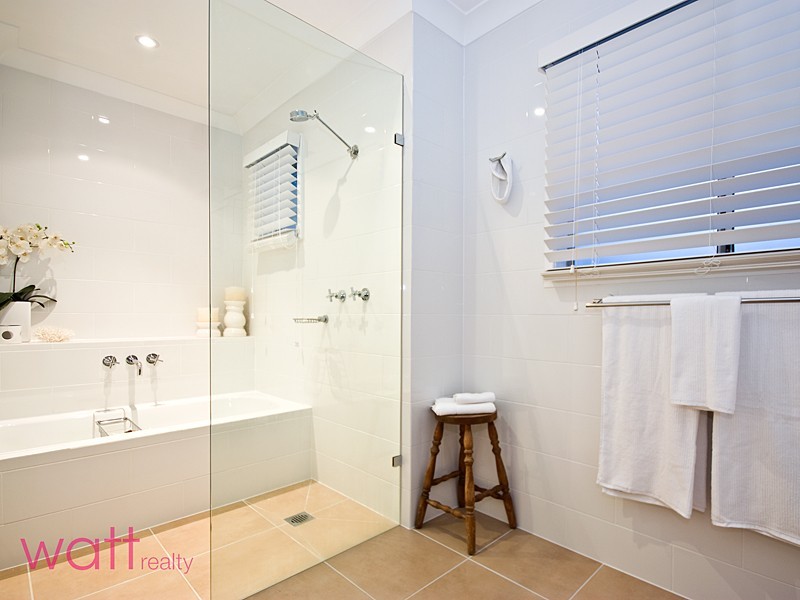 22 Darwin Street, Aspley QLD 4034