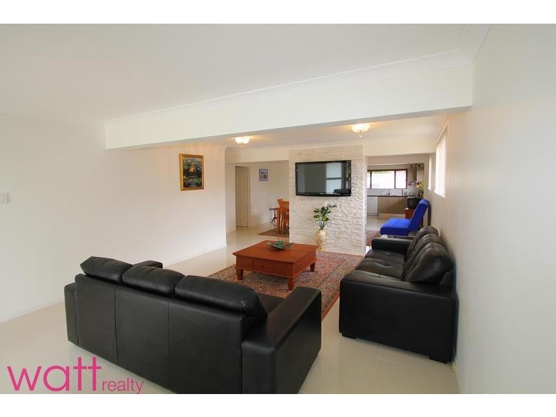 8 Chateau Street, Carseldine QLD 4034