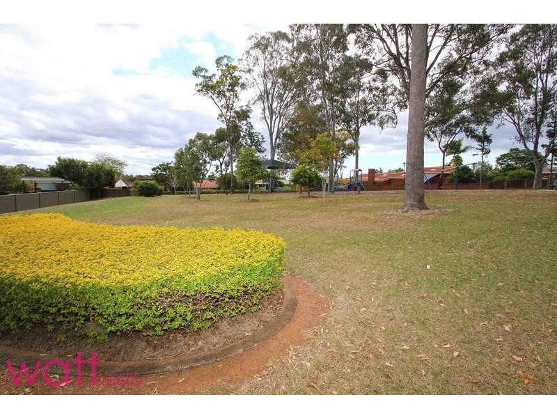 8 Chateau Street, Carseldine QLD 4034