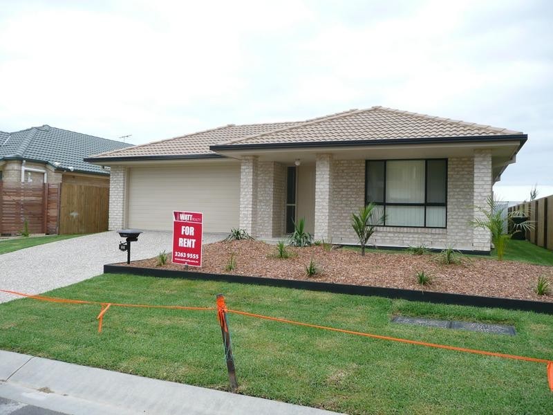 66 Petrie Crescent, Aspley QLD 4034