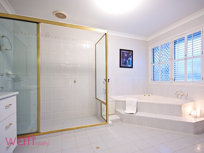 84 Forrest Street, Nudgee QLD 4014