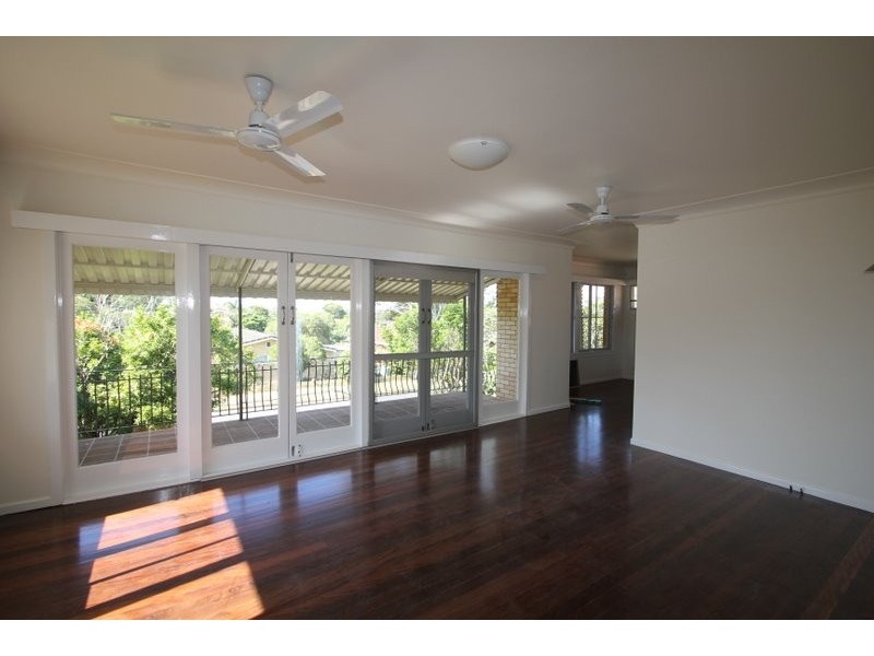 40 Pacific Street, Chermside West QLD 4032
