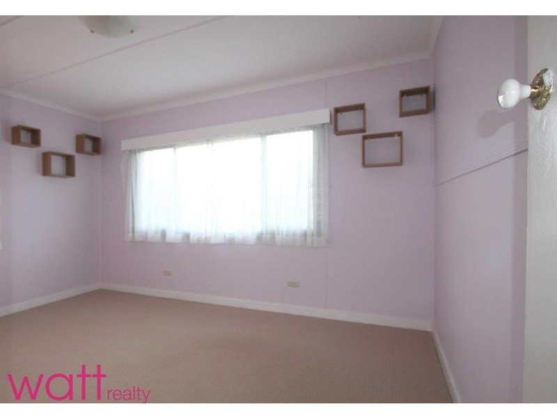 16 Strathdale Street, Aspley QLD 4034