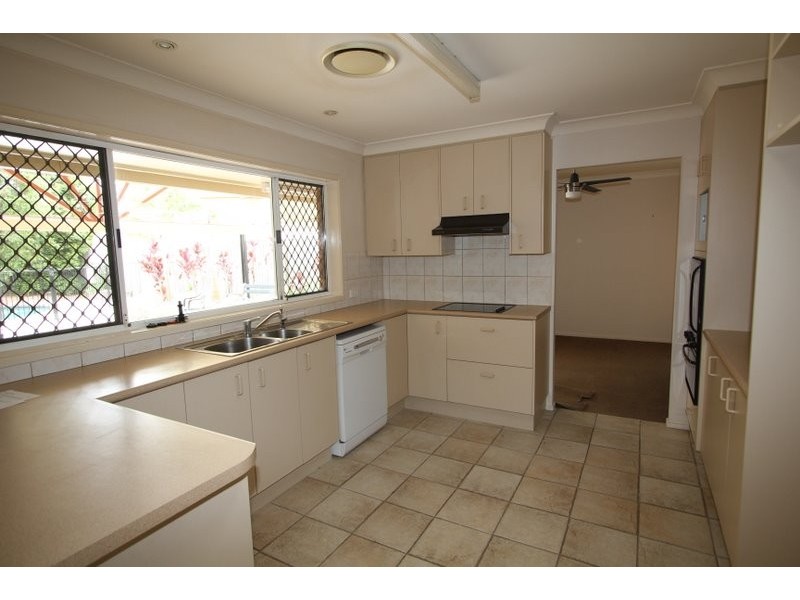 15 McCallum Street, Carseldine QLD 4034