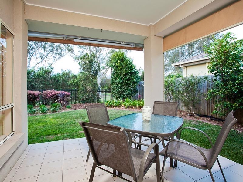 11 Crowcombe Place, Carseldine QLD 4034