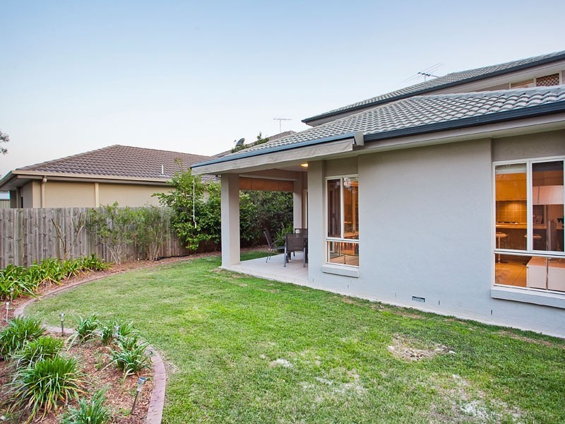 11 Crowcombe Place, Carseldine QLD 4034