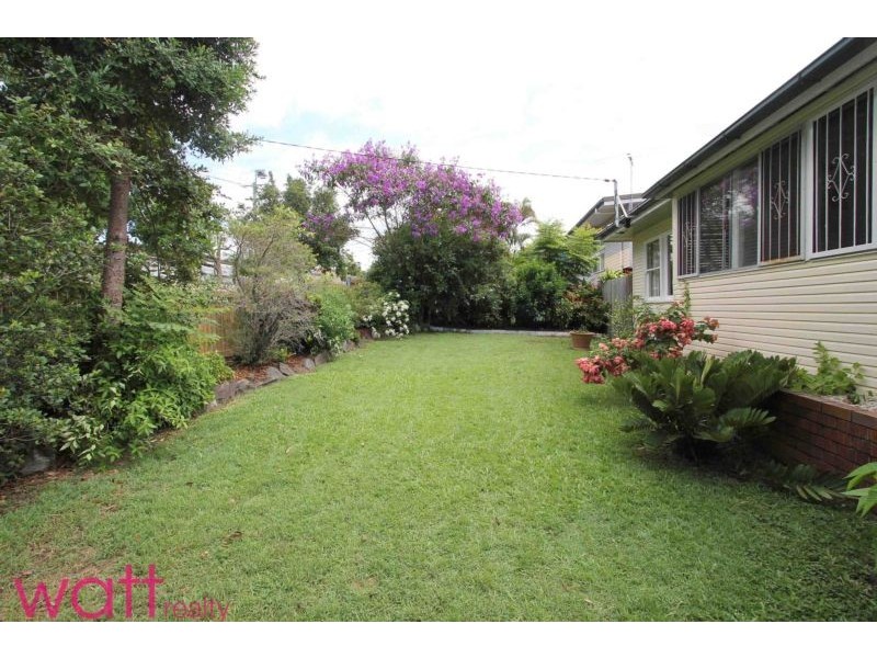 18 Hutton Rd, Aspley QLD 4034