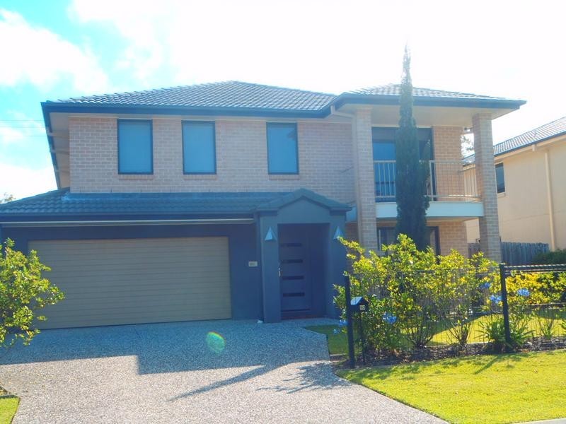 90 Petrie Crescent, Aspley QLD 4034