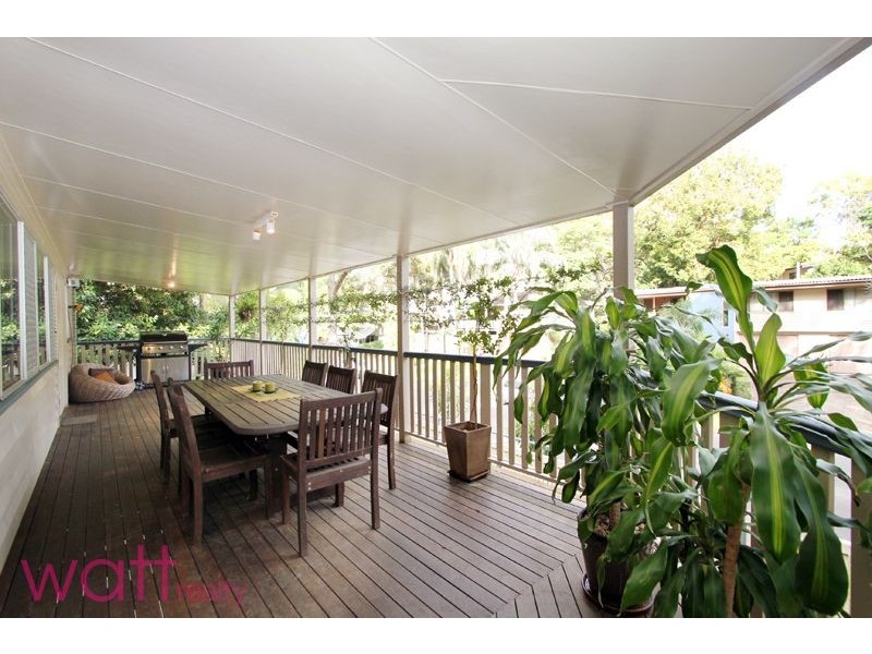 3 Newell Street, Stafford Heights QLD 4053