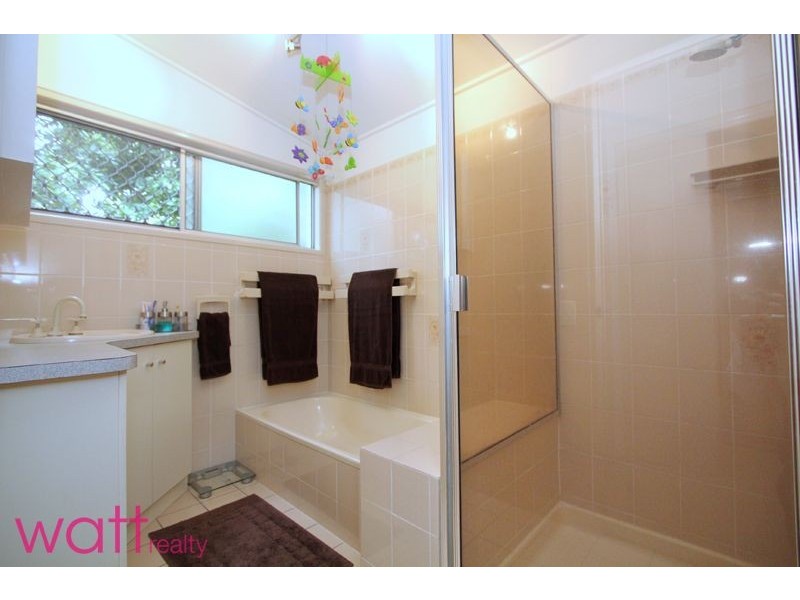 3 Newell Street, Stafford Heights QLD 4053