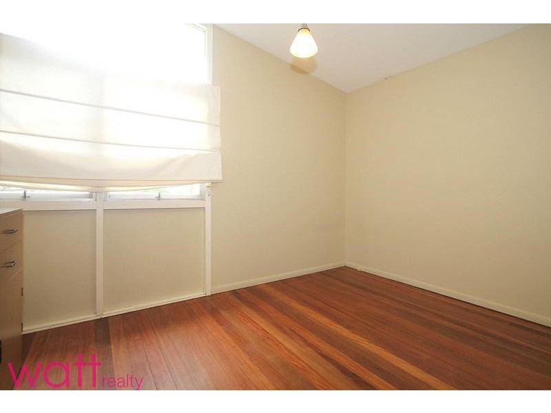 14 Hutton Road, Aspley QLD 4034