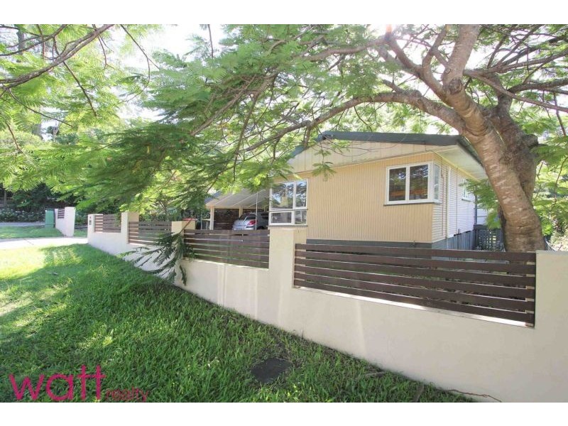 46 Pangeza Street, Stafford Heights QLD 4053