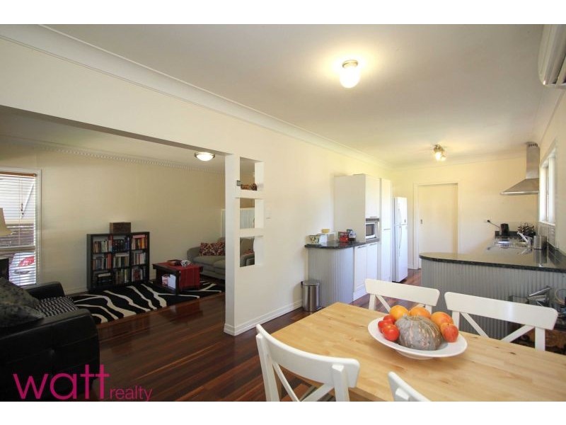 46 Pangeza Street, Stafford Heights QLD 4053