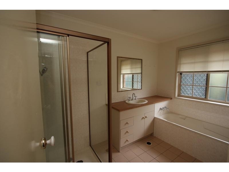 25 Desert Willow Way, Fitzgibbon QLD 4018