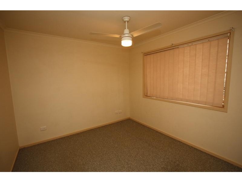 25 Desert Willow Way, Fitzgibbon QLD 4018