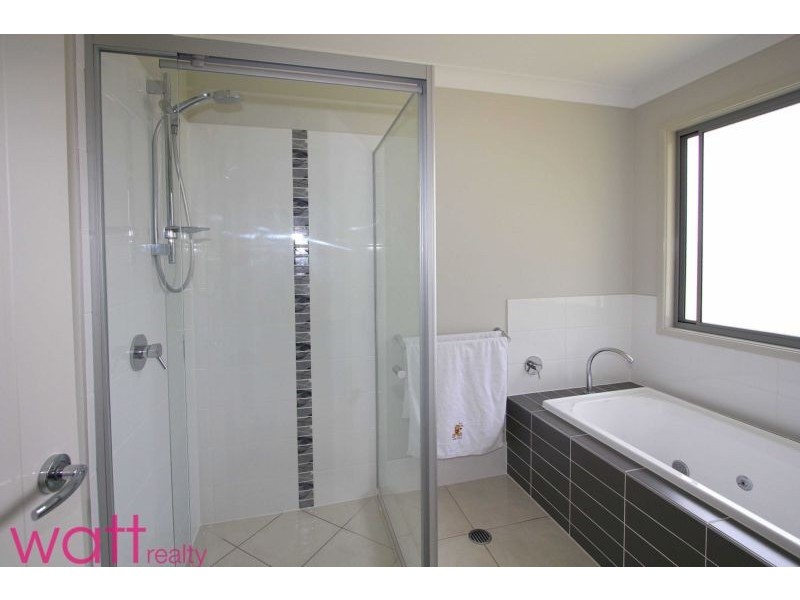 56 Woolshed Street, Ferny Hills QLD 4055