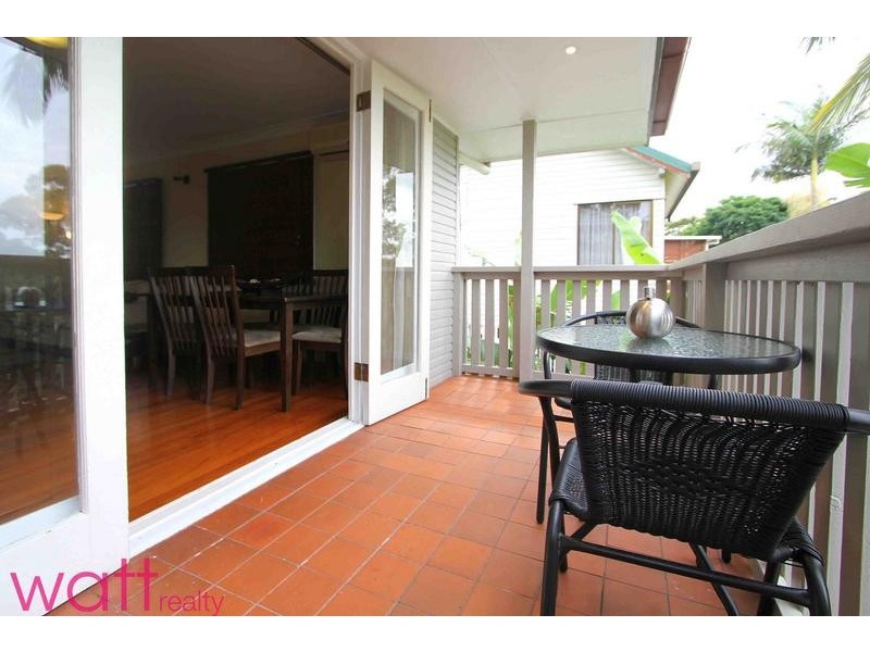 17 Pangeza Street, Stafford Heights QLD 4053