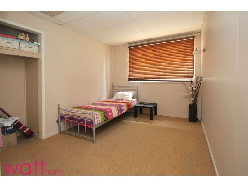 17 Pangeza Street, Stafford Heights QLD 4053