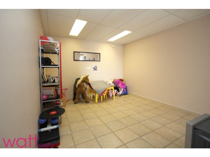 17 Pangeza Street, Stafford Heights QLD 4053