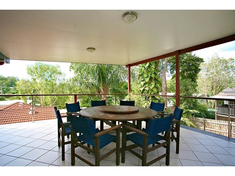 251 Patricks Rd, Ferny Hills QLD 4055