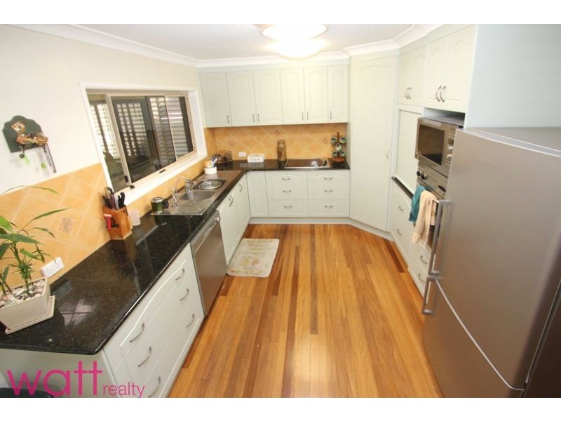 3 Glenside Street, Wavell Heights QLD 4012