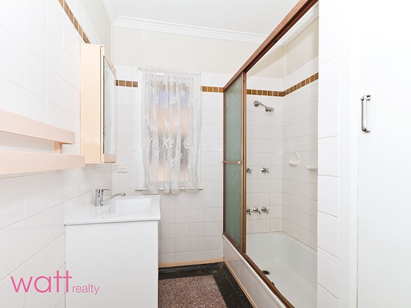 37 Sugarloaf Street, Wavell Heights QLD 4012