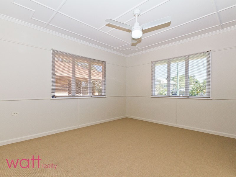 37 Sugarloaf Street, Wavell Heights QLD 4012