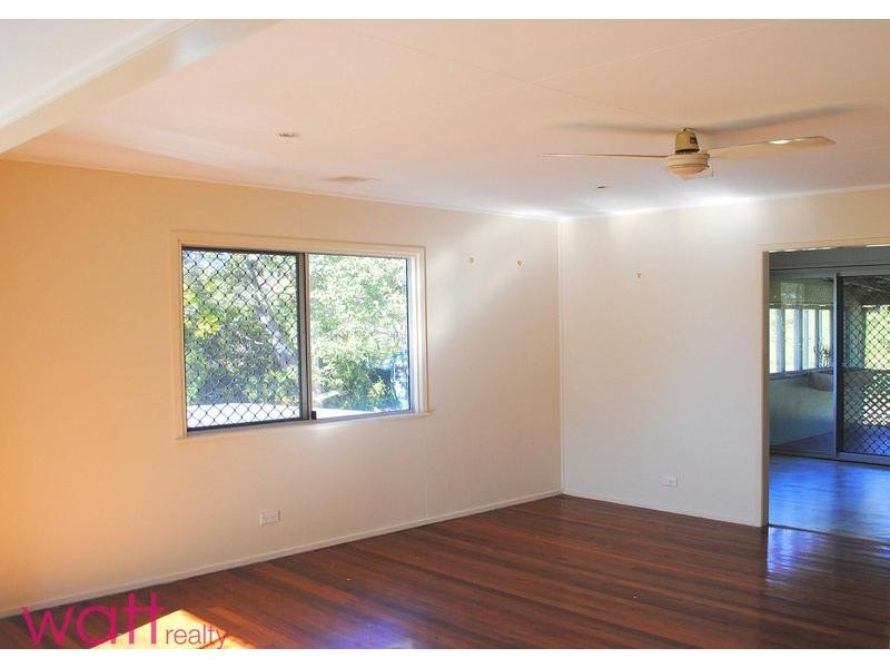 205 Marsden Road, Kallangur QLD 4503