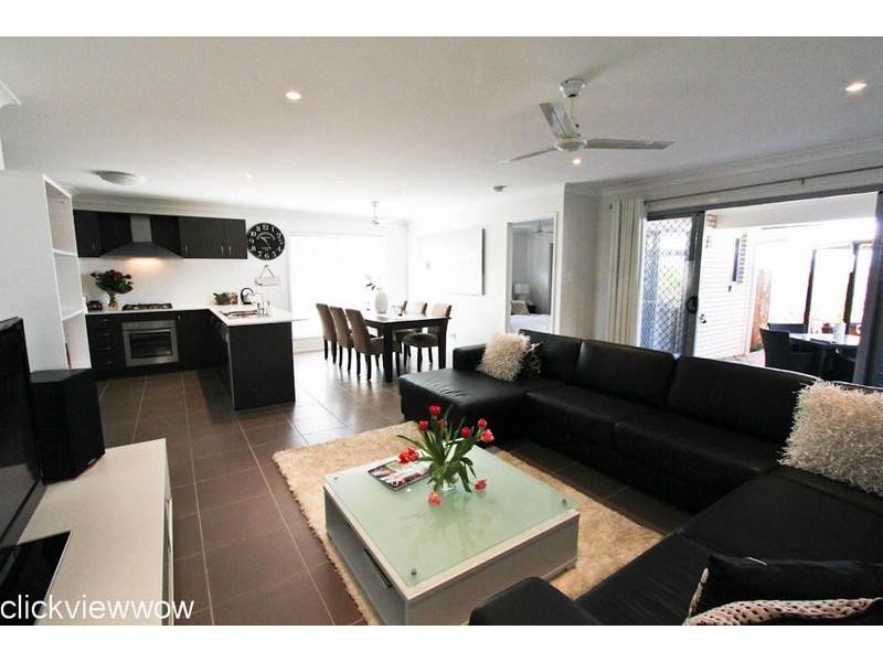 35 Daintree Circuit, North Lakes QLD 4509