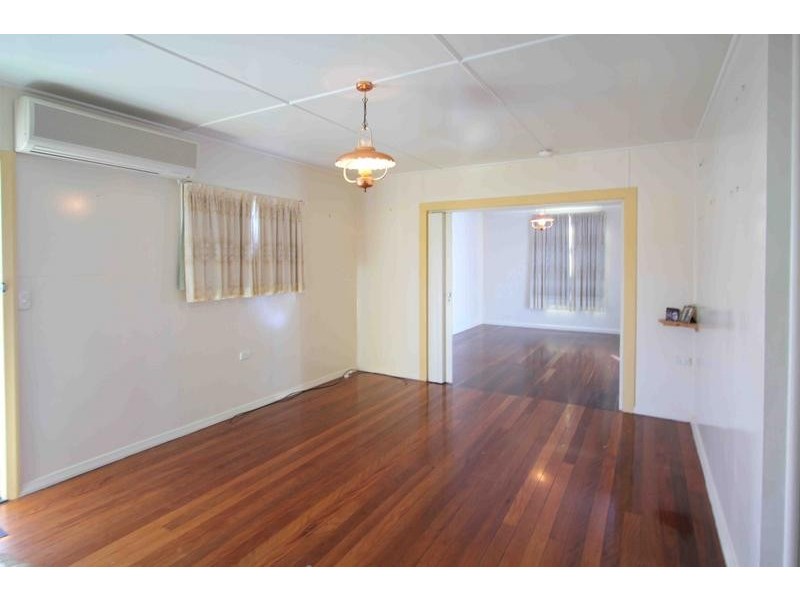 23 Oakey Street, Stafford Heights QLD 4053