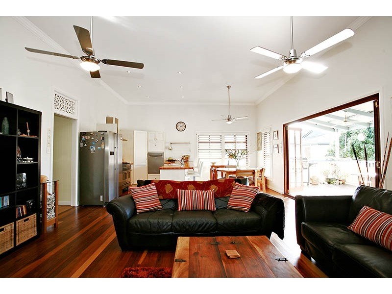 53 Julia Street, Wavell Heights QLD 4012
