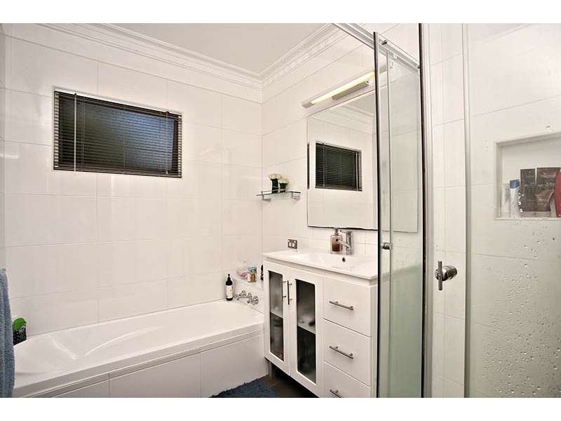 11 Fontayne Street, Aspley QLD 4034