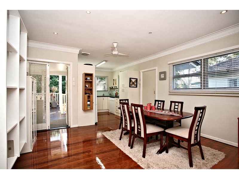 11 Fontayne Street, Aspley QLD 4034