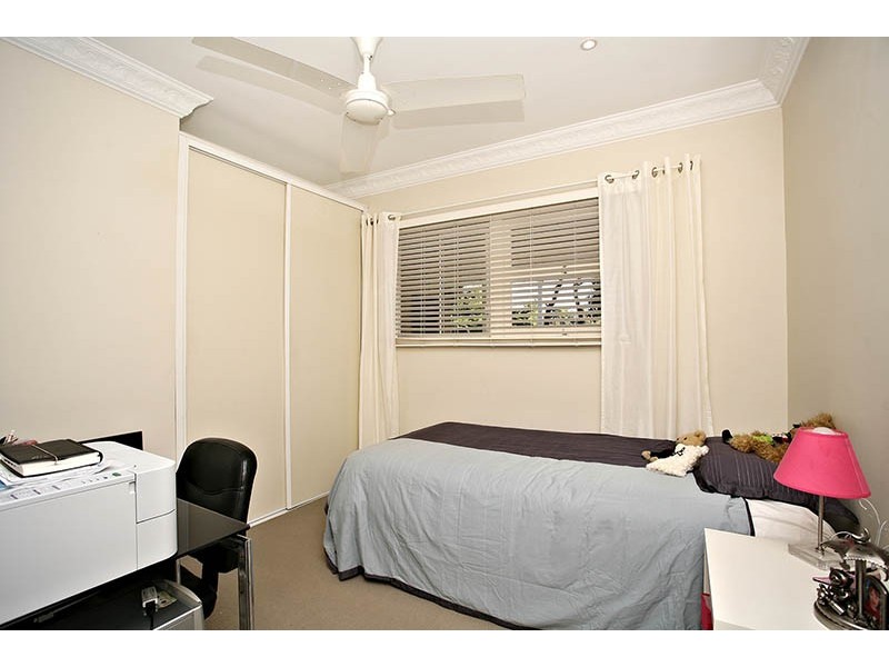 11 Fontayne Street, Aspley QLD 4034