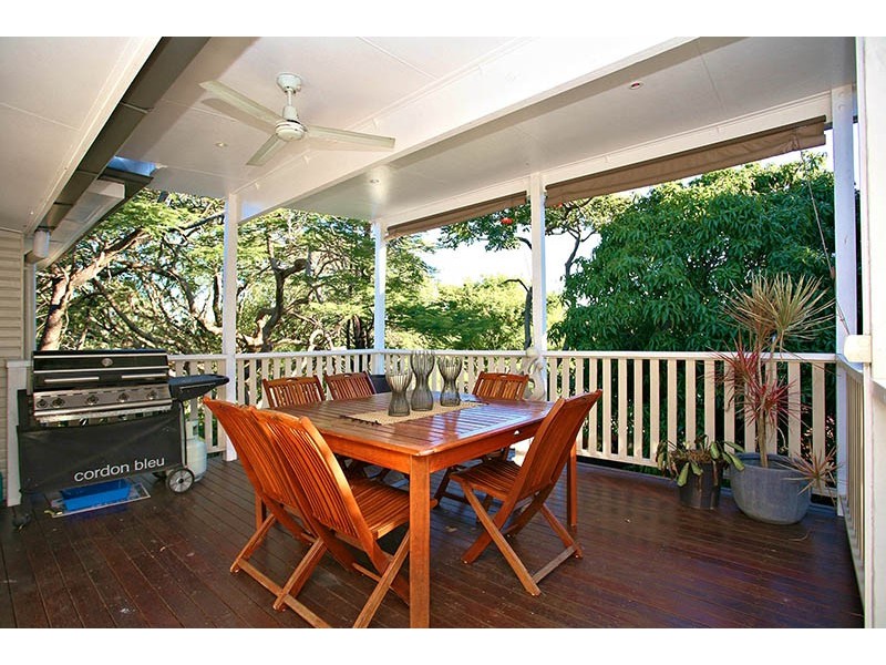 11 Fontayne Street, Aspley QLD 4034