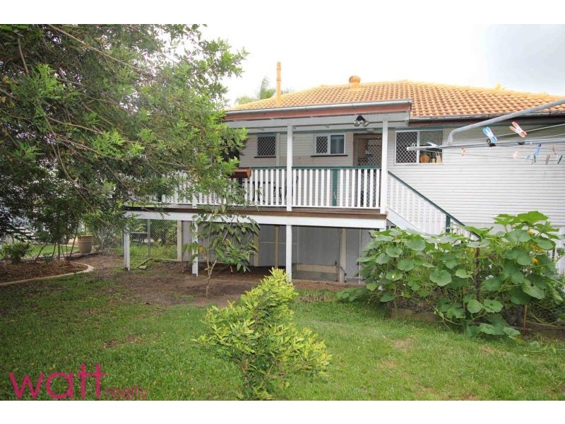 37 Gordon Road, Ferny Hills QLD 4055