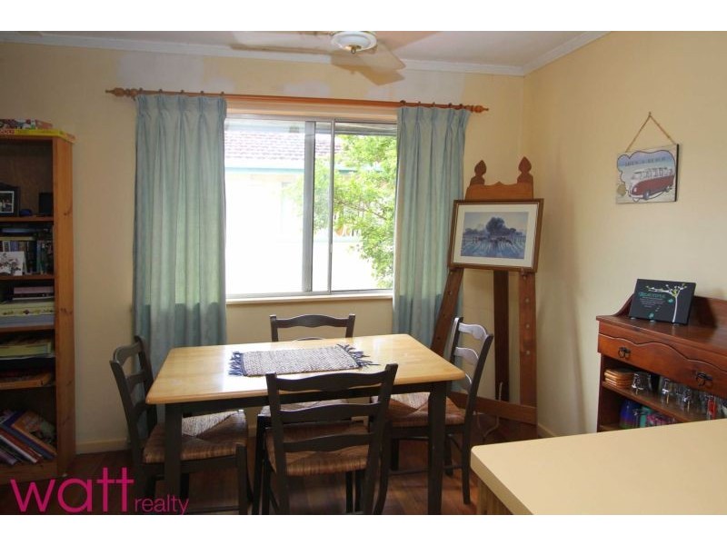 37 Gordon Road, Ferny Hills QLD 4055