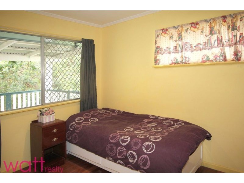 37 Gordon Road, Ferny Hills QLD 4055