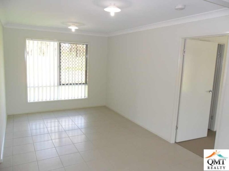 17 Cockatoo Drive, Adare QLD 4343