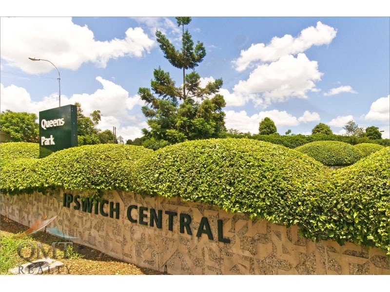 204/11 Ellenborough Street, Woodend QLD 4305