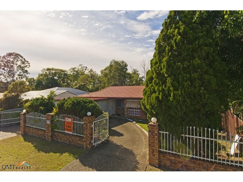 11 Helmet Court, Hillcrest QLD 4118