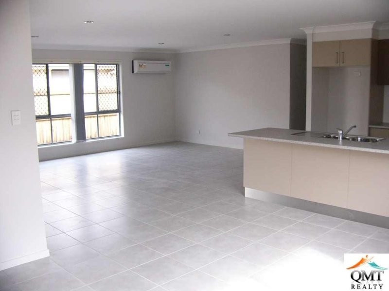 5 Tooloom Court, Waterford QLD 4133